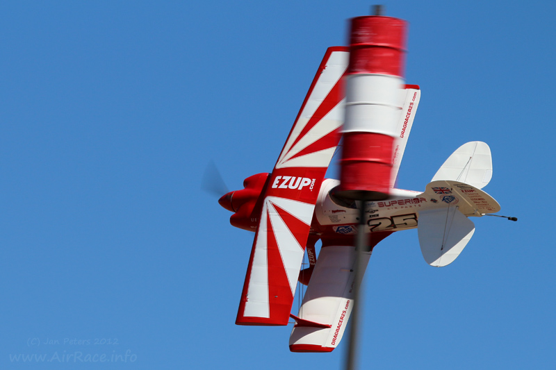 2012 | Around the pylon